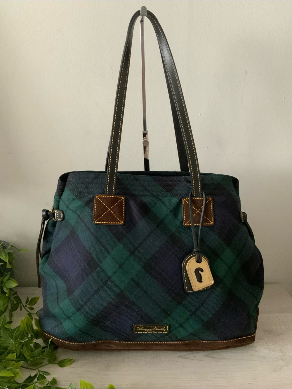 DOONEY & BOURKE VINTAGE BLACKWATCH PLAID WOOL/LEATHER SHOULDER BAG